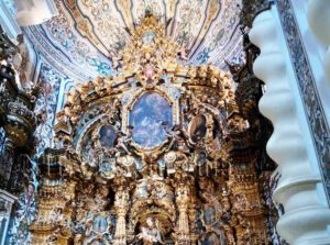 Cultural visits guided by an official guide to the Church of San Luis of the French in Seville