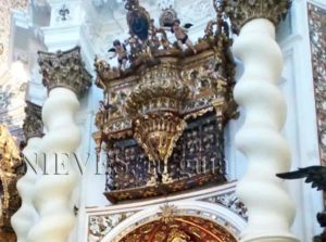 Turned columns with golden capital in the Church of San Luis de los French in Seville