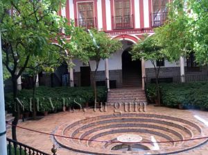 Hospital de los Venerables fountain in Seville